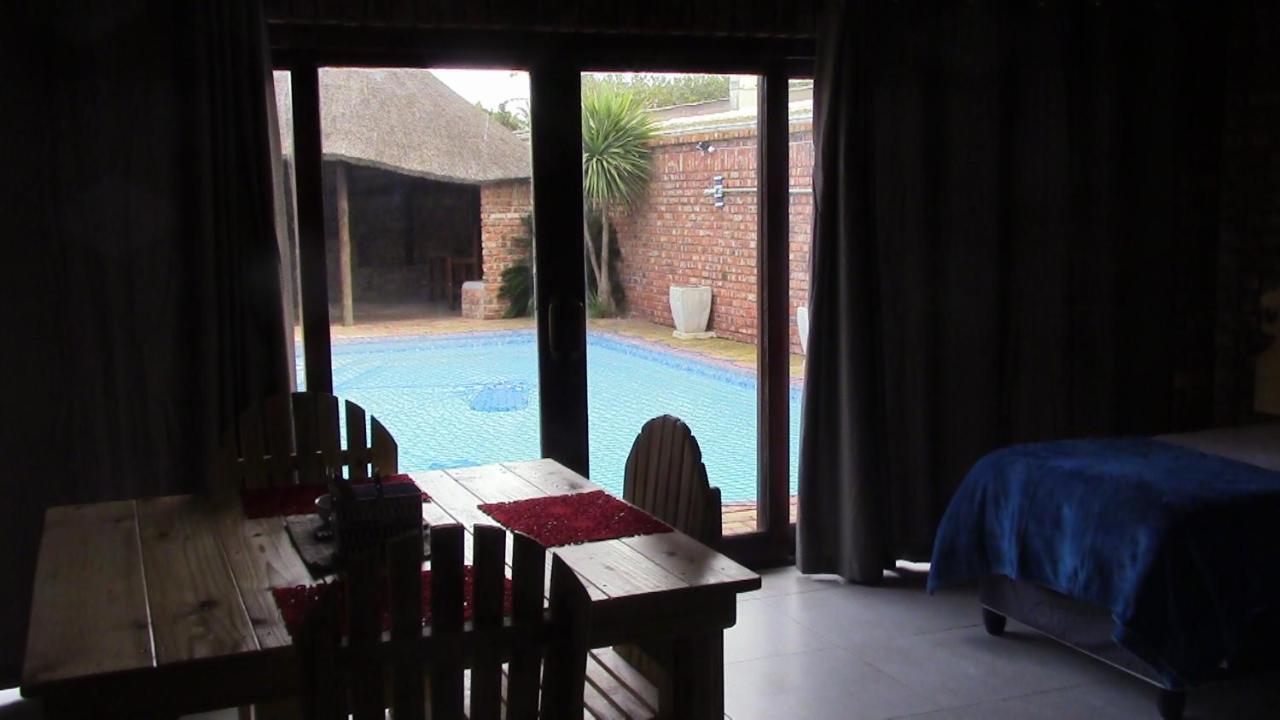 The Bay Inn Port Elizabeth Exterior foto